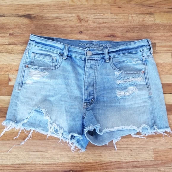 American Eagle Outfitters Pants - American Eagle Outfitters high waisted shorts